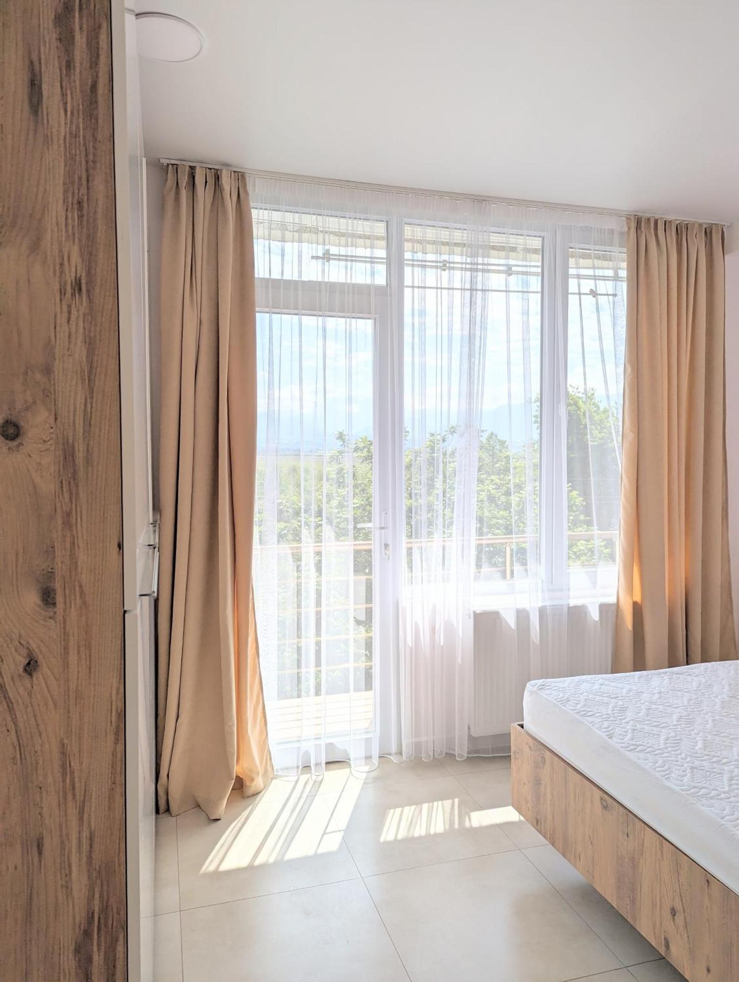 Cosy At Апартаменти *
